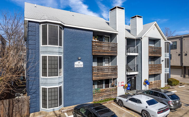Pictures of Multifamily property located at 4919 Belmont Ave, Dallas, TX 75206 for sales - image #1