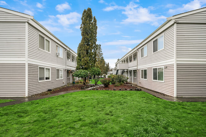 Pictures of Multifamily property located at 12712 C St S, Tacoma, WA 98444 for sales - image #1