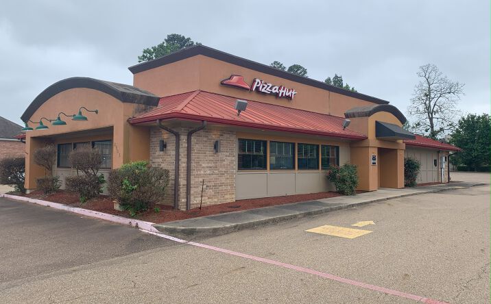 Pictures of Office, Retail property located at 2903 Richmond Rd, Texarkana, TX 75503 for sales - image #1