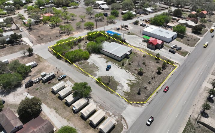 Pictures of Land property located at 1310 N Harborth Ave, Three Rivers, TX 78071 for sales - image #1