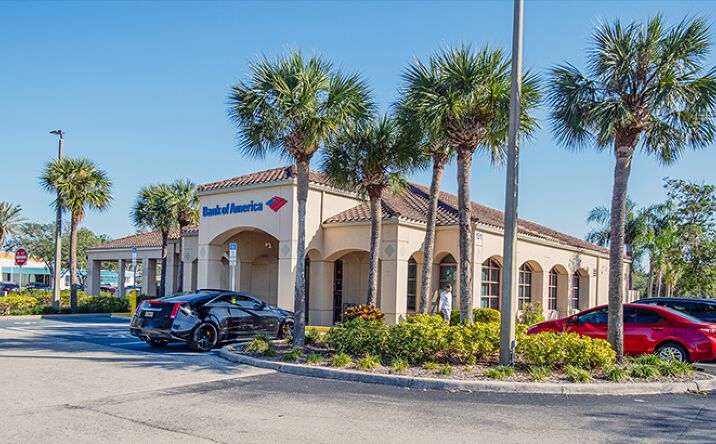 Pictures of Retail property located at 1511 Matthew Dr, Fort Myers, FL 33907 for sales - image #1