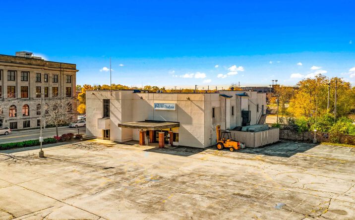 Pictures of Office property located at 816 6th St, Racine, WI 53403 for sales - image #1