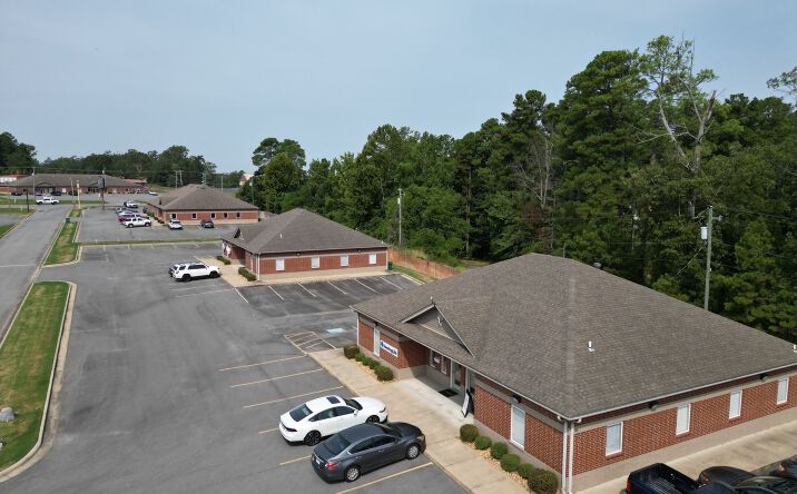 Pictures of Office property located at 103 Frankie Ln, White Hall, AR 71602 for sales - image #1