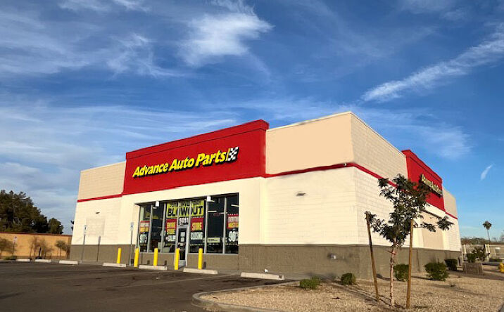 Pictures of Retail property located at 5051 N 83rd Ave, Glendale, AZ 85303 for sales - image #1