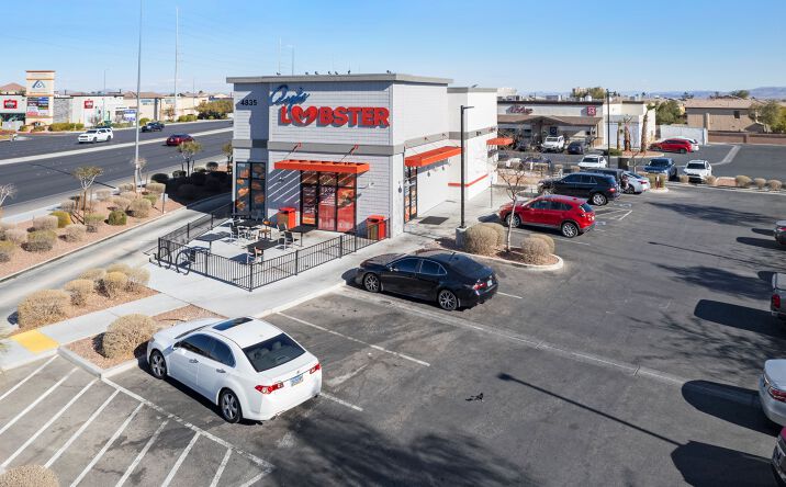 Pictures of Retail property located at 4835 Blue Diamond Rd, Las Vegas, NV 89139 for sales - image #1