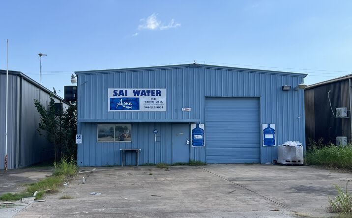 Pictures of Industrial property located at 1304 Washington St, South Houston, TX 77587 for sales - image #1
