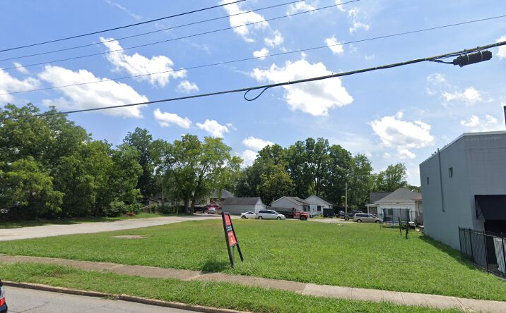 Pictures of Land property located at 2016 E Main St, Chattanooga, TN 37404 for sales - image #1