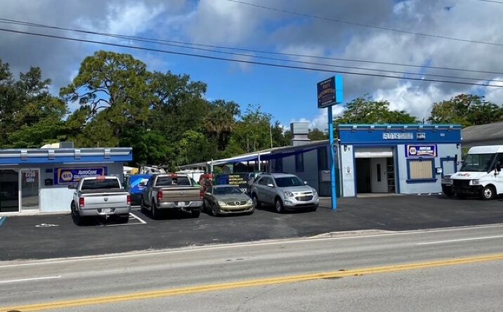 Pictures of Industrial property located at 2242 Fowler St, Fort Myers, FL 33901 for sales - image #1