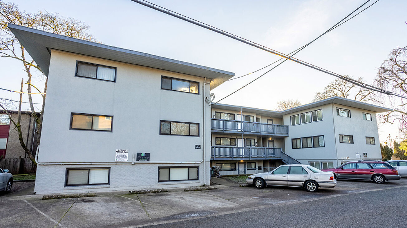 Pictures of Multifamily property located at 361 E 14th Ave, Eugene, OR 97401 for sales - image #1