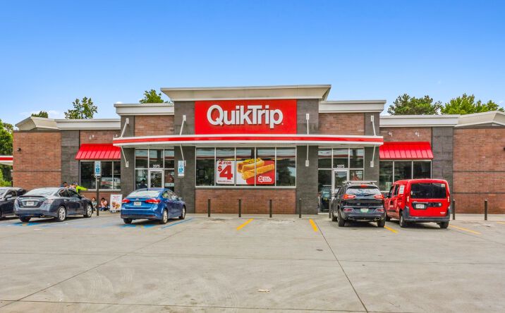 Pictures of Retail property located at 3975 Flat Shoals Pkwy, Decatur, GA 30034 for sales - image #1