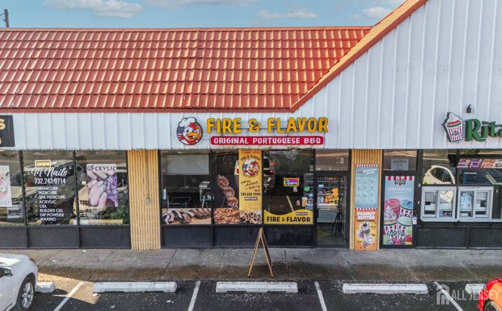 Pictures of Retail property located at 640 Middlesex Avenue, Metuchen, NJ 08840 for sales - image #1