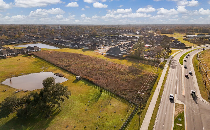 Pictures of Land property located at Manchac Acres Rd, Prairieville, LA 70769 for sales - image #1