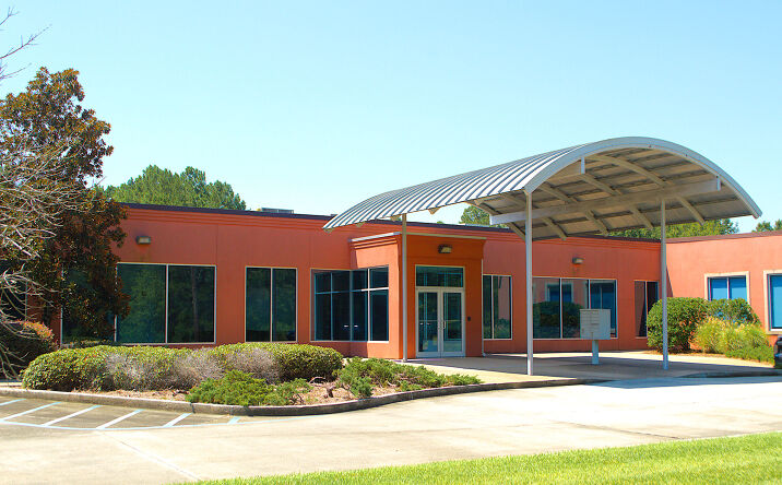 Pictures of Office property located at 4200 Mamie St, Hattiesburg, MS 39402 for sales - image #1
