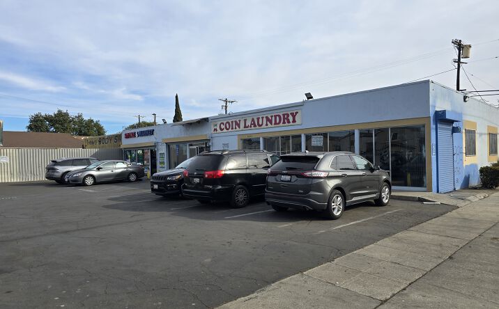 Pictures of Business for Sale, Retail property located at 9018 Avalon Blvd, Los Angeles, CA 90003 for sales - image #1