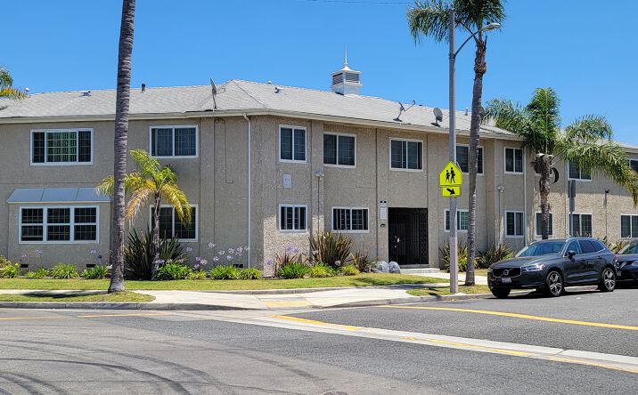 Pictures of Multifamily property located at 8500 Byrd Ave S, Inglewood, CA 90305 for sales - image #1