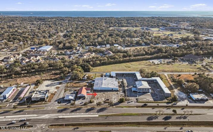 Pictures of Special Purpose property located at 2126 Denny Avenue, Pascagoula, MS 39567 for sales - image #1