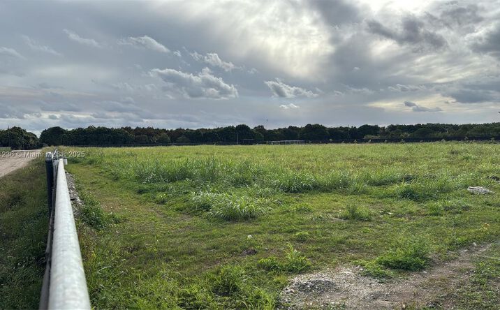 Pictures of Special Purpose property located at SW 152 Street, Miami, FL 33196 for sales - image #1