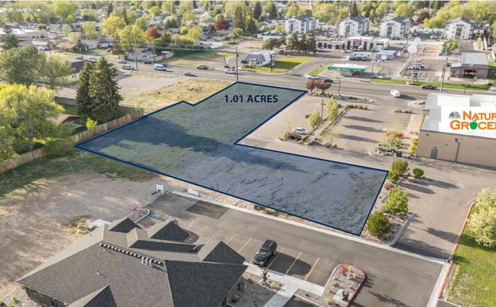 Pictures of Land property located at 1260 E 17th St, Idaho Falls, ID 83404 for sales - image #1
