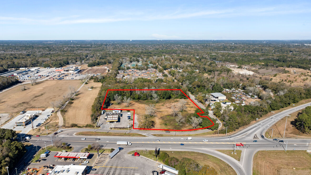 Pictures of Land property located at Sperry Rd, Theodore, AL 36582 for sales - image #1