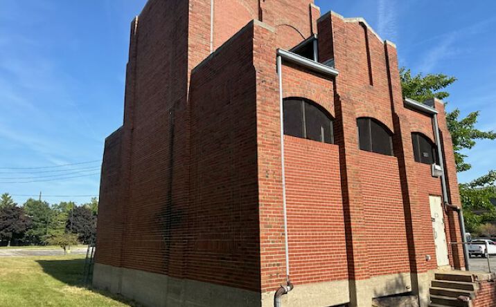 Pictures of Industrial property located at 716 Townsend St, Detroit, MI 48214 for sales - image #1