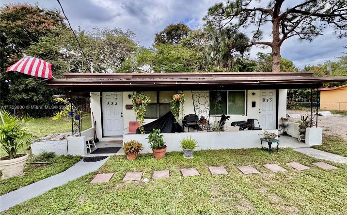 Pictures of Multifamily property located at 883 NE 39th St, Oakland Park, FL 33334 for sales - image #1