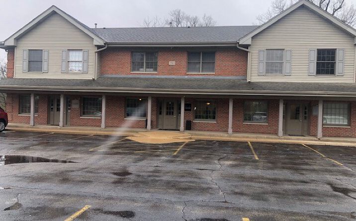 Pictures of Mixed Use property located at 2 N Hankes Rd, Aurora, IL 60506 for sales - image #1