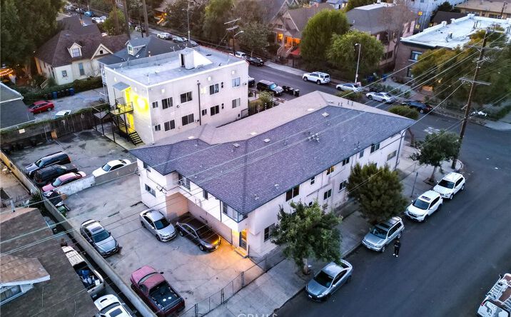 Pictures of Multifamily, Land property located at 2100 Bonsallo Avenue, Los Angeles, CA 90007 for sales - image #1