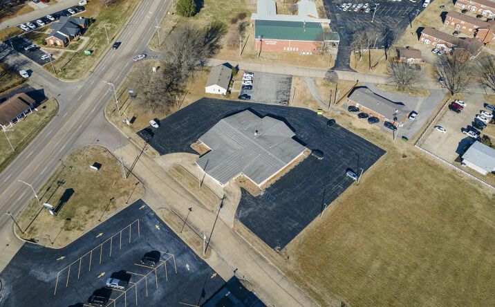 Pictures of Office, Retail property located at 808 E Wakefield Ave, Sikeston, MO 63801 for sales - image #1