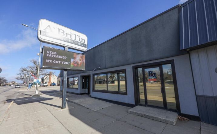 Pictures of Mixed Use, Office, Retail property located at 1213 Broadway St, Alexandria, MN 56308 for sales - image #1