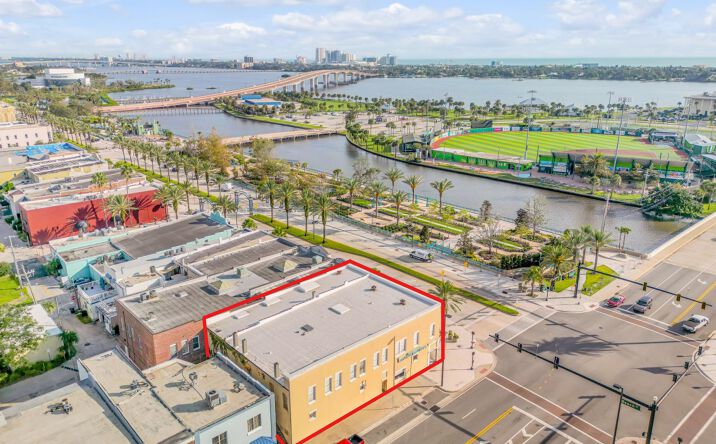 Pictures of Business for Sale, Mixed Use, Multifamily, Office, Retail property located at 262 S Beach St, Daytona Beach, FL 32114 for sales - image #1