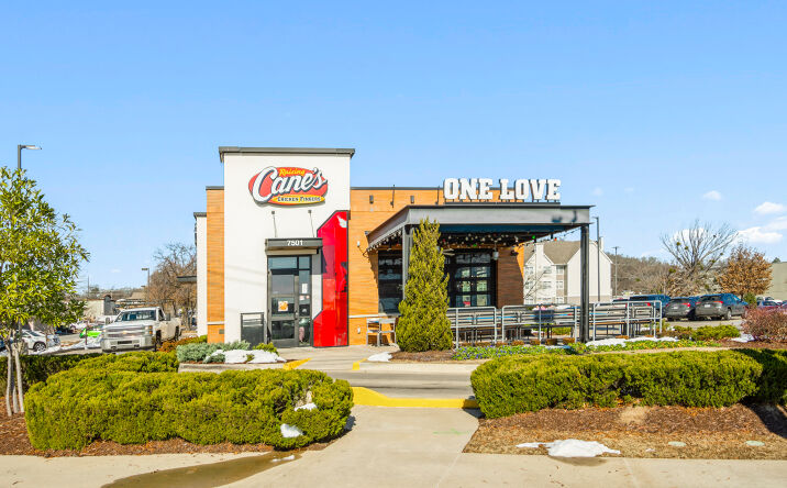 Pictures of Retail property located at 7501 Rogers Ave, Fort Smith, AR 72903 for sales - image #1