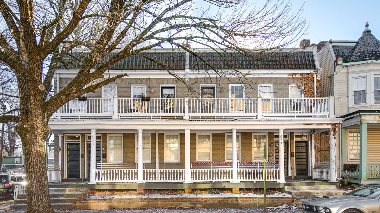 Pictures of Multifamily property located at 2203 W Cary St, Richmond, VA 23220 for sales - image #1