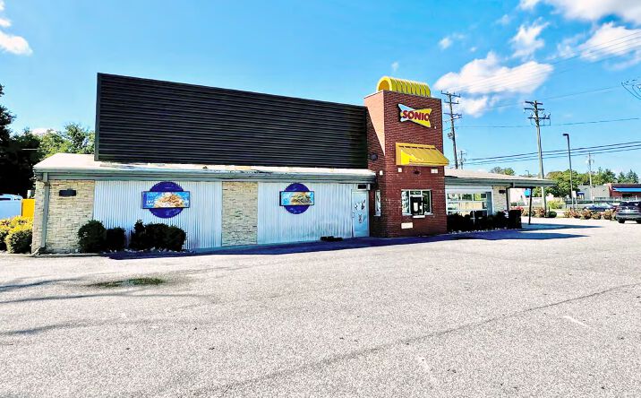 Pictures of Retail property located at 1631 E Joppa Rd, Towson, MD 21286 for sales - image #1
