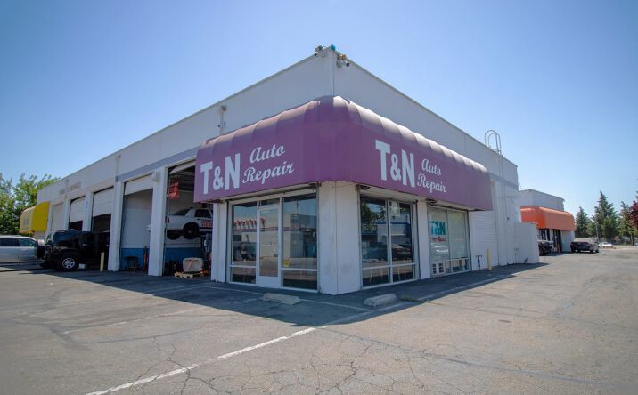 Pictures of Business for Sale property located at 720 E Hammer Ln, Stockton, CA 95210 for sales - image #1