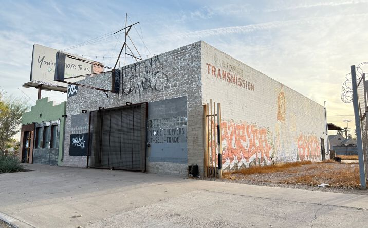 Pictures of Retail property located at 1009 Grand Ave, Phoenix, AZ 85007 for sales - image #1