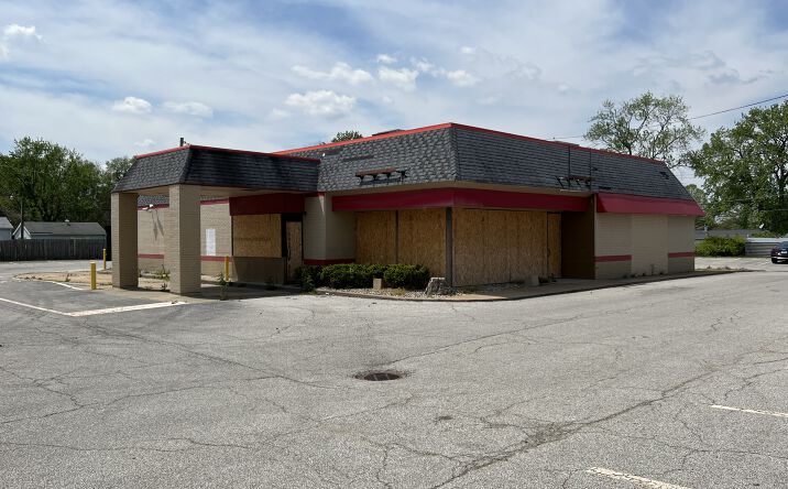 Pictures of Retail property located at 1508 Camp Jackson Rd, Cahokia, IL 62206 for sales - image #1