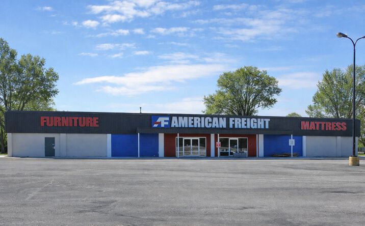 Pictures of Retail property located at 2490 Main St, Green Bay, WI 54311 for sales - image #1