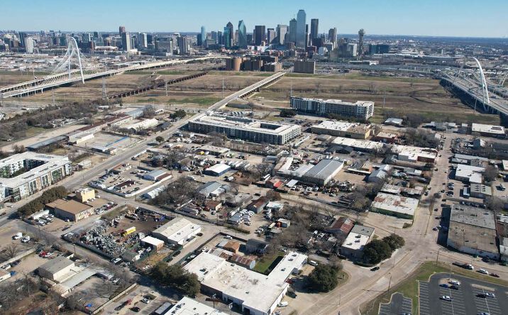 Pictures of Land property located at 2208 & 2211 May St, Dallas, TX 75208 for sales - image #1