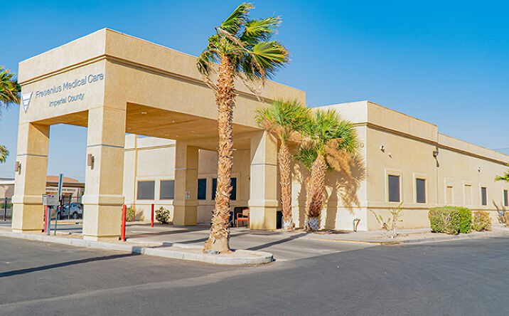 Pictures of Office, Retail property located at 200 Wake Ave, El Centro, CA 92243 for sales - image #1