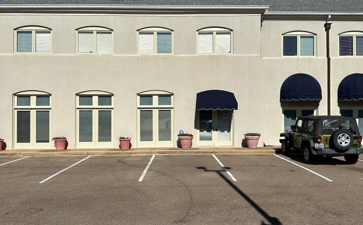 Pictures of Office property located at 1437 Old Square Rd, Jackson, MS 39211 for sales - image #1