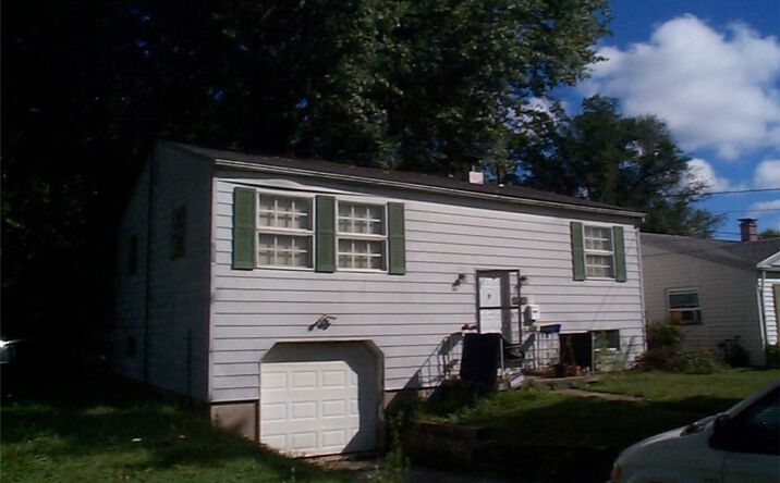Pictures of Multifamily property located at 1125 Tod Ave SW, Warren, OH 44485 for sales - image #1