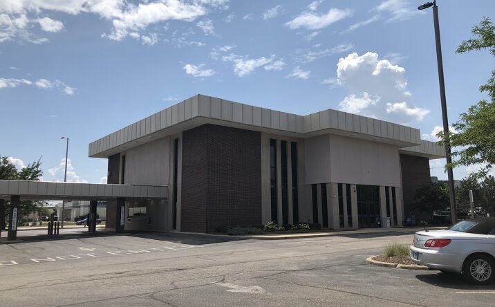 Pictures of Land, Office, Retail property located at 4600 Lincoln Hwy, Matteson, IL 60443 for sales - image #1