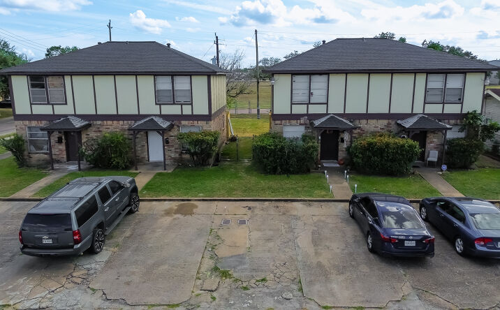 Pictures of Multifamily property located at 1408 Edward Dr, South Houston, TX 77587 for sales - image #1
