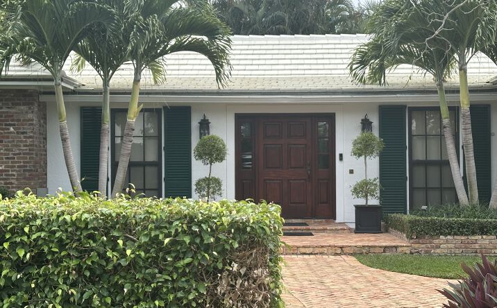 Pictures of Land property located at Coral Ln, Palm Beach, FL 33480 for sales - image #1