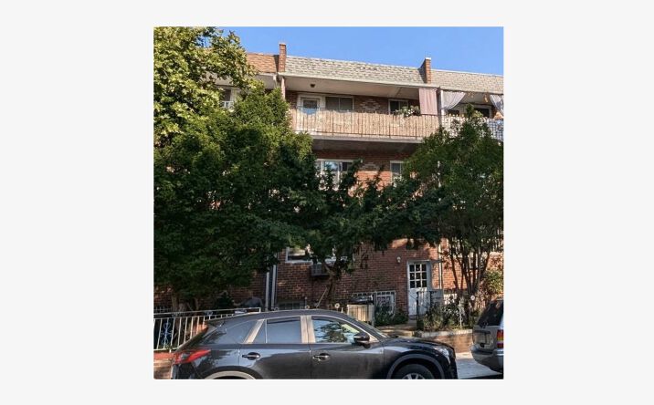 Pictures of Multifamily property located at 43-09 54th St, Queens, NY 11377 for sales - image #1