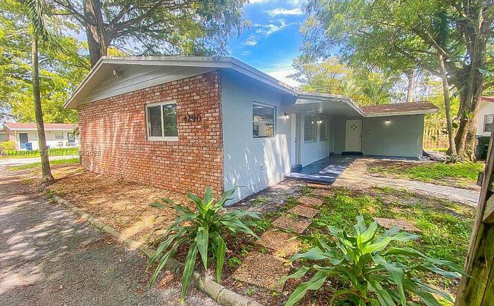 Pictures of Multifamily property located at 4290 NW 21st Ave, Oakland Park, FL 33309 for sales - image #1