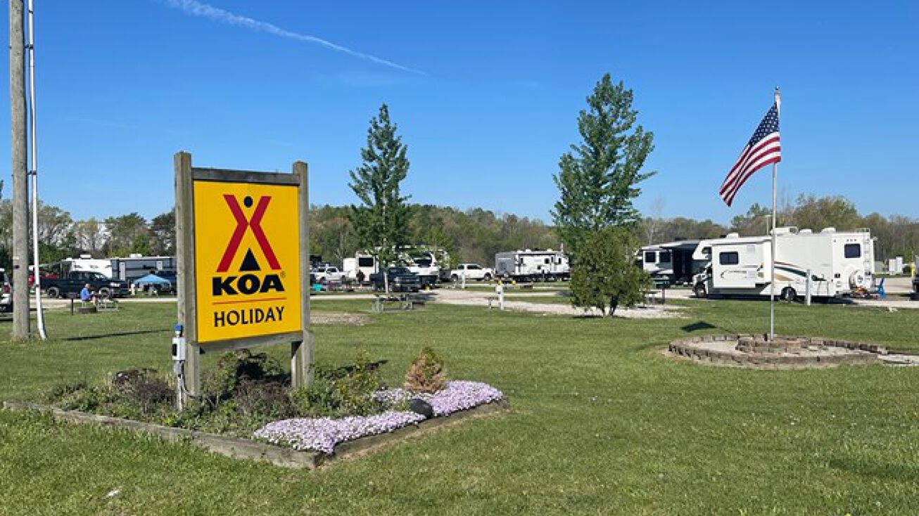 Pictures of Multifamily, Mixed Use, Business for Sale property located at 80 KOA Ln, Argillite, KY 41121 for sales - image #1