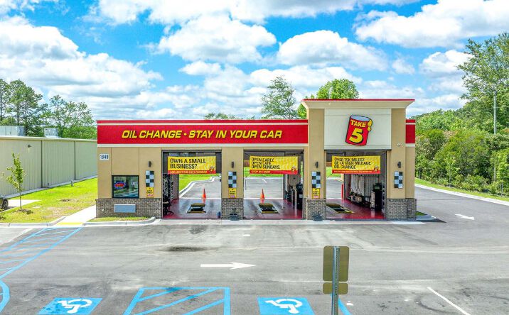 Pictures of Retail property located at 307 S Tyndall Pkwy, Panama City, FL 32404 for sales - image #1