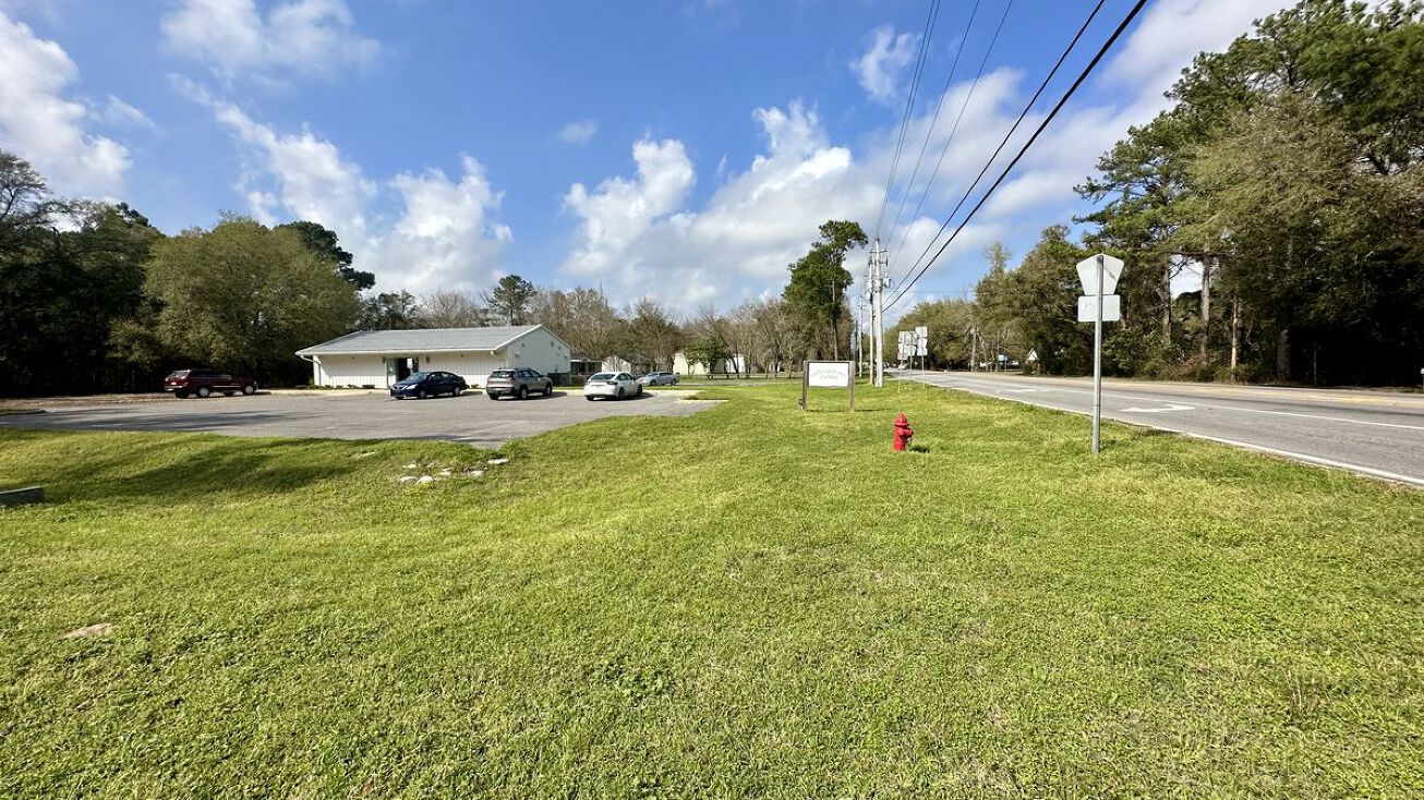 Pictures of Retail, Special Purpose property located at 9965 Twin Beech Rd, Fairhope, AL 36532 for sales - image #1