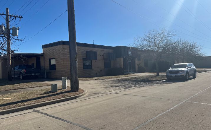 Pictures of Industrial property located at 1017 Bahls St, Danville, IL 61832 for sales - image #1